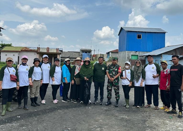 Action “Clean-Up” Doctoral Students Faculty of Public Health, Universitas Sumatera Utara